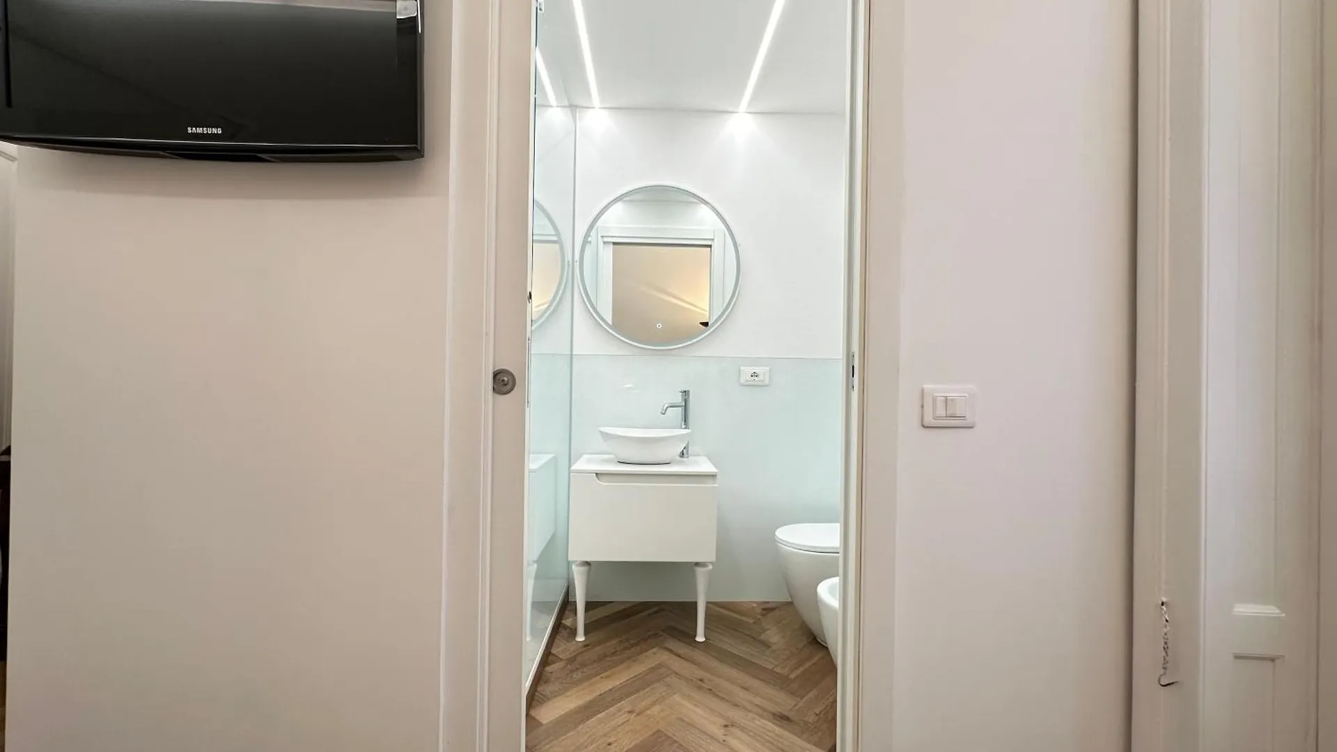 Buonami Hotel Milan Guest house