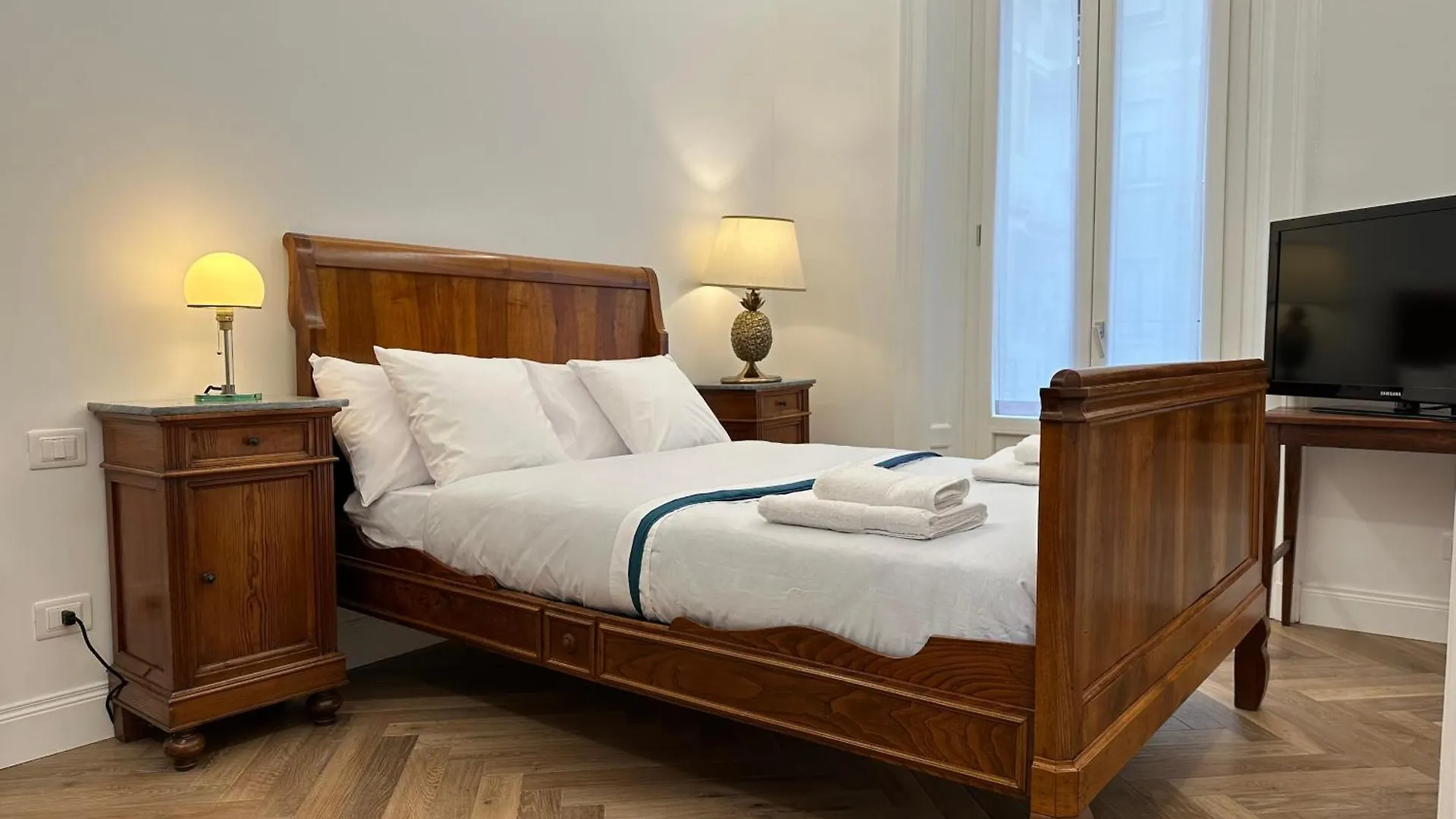 Guest house Buonami Hotel Milan Italy